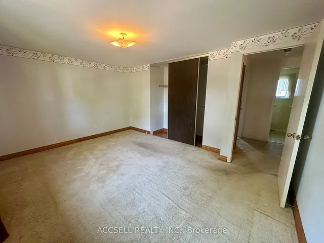 Additional image 24 of 10 Banda Sq