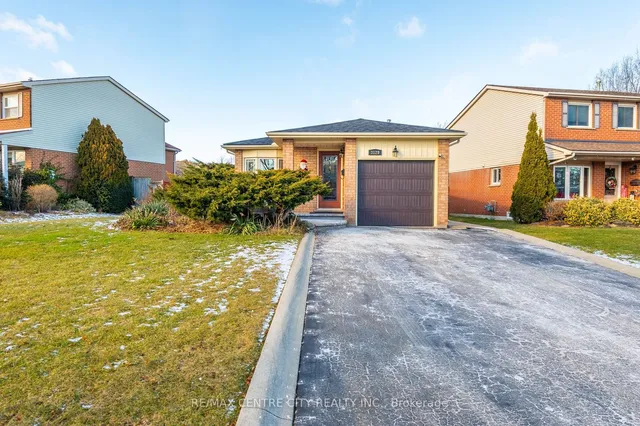 3129 Sandcliffe Crt
