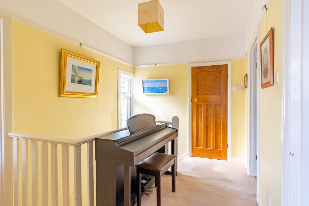 Additional image 14 of Vanda Crescent, St. Albans, Hertfordshire, AL1