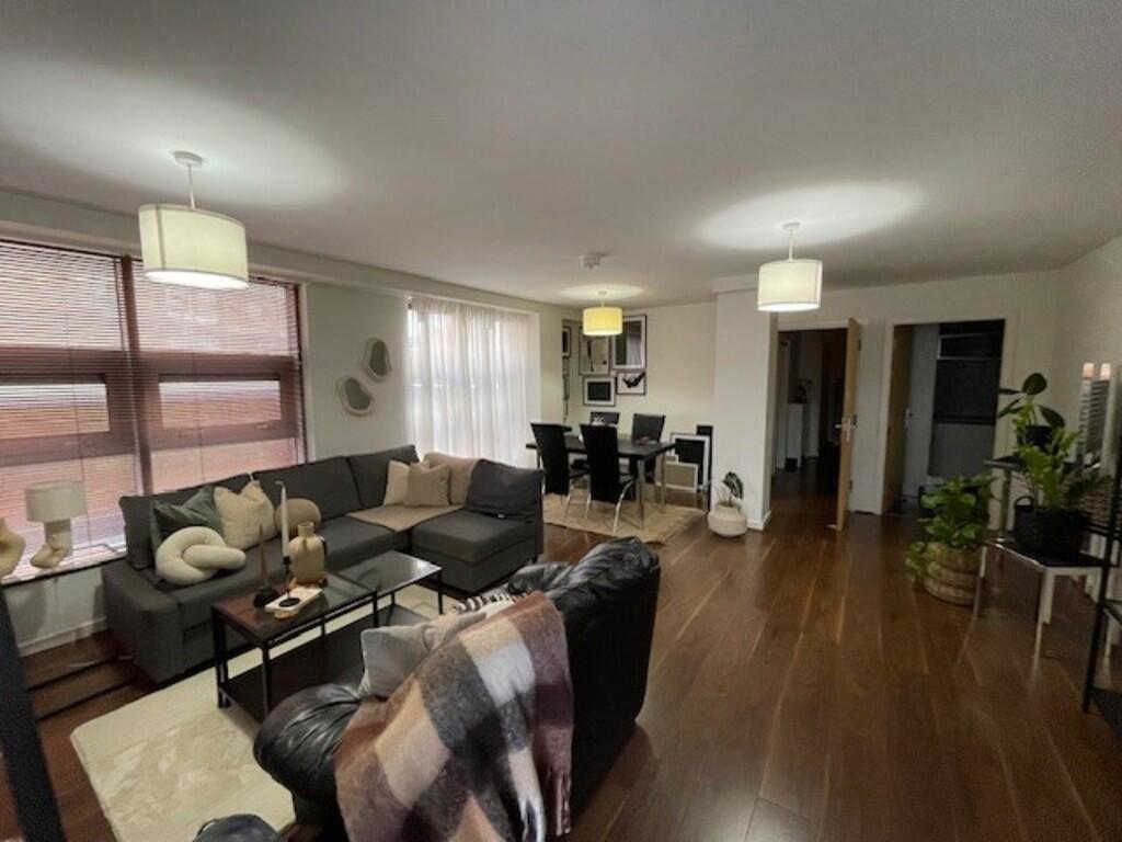 Additional image 4 of 109 Platinum Apartments