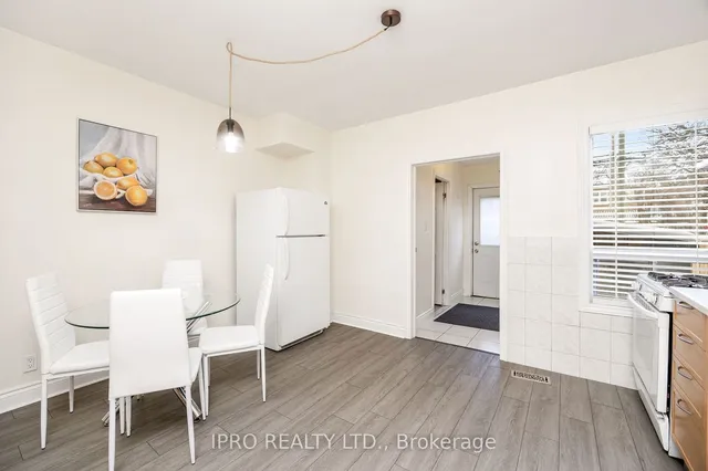 Additional image 10 of 1351 Lansdowne Ave