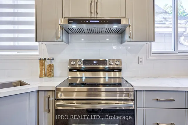 Additional image 15 of 310 Aylesworth Ave