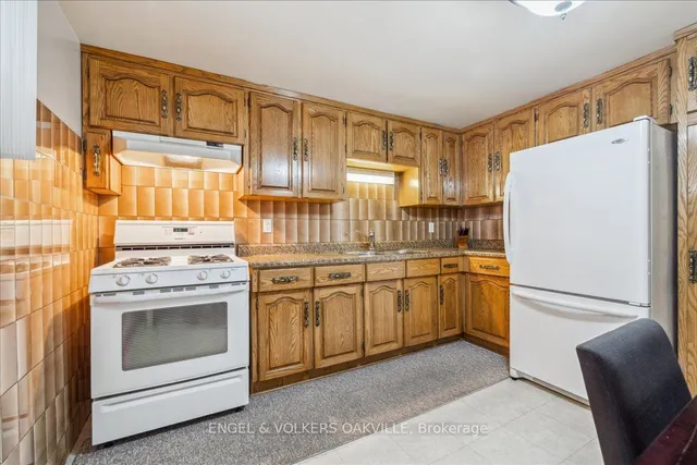 Additional image 28 of 1222 Larny Crt