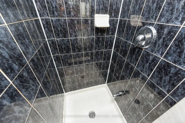 Additional image 31 of 258 Van Kirk Dr