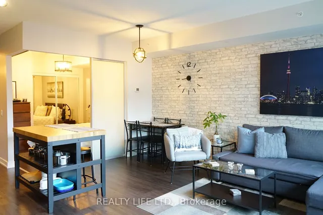 Additional image 3 of 2220 Lake Shore Blvd Unit 310