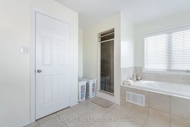 Additional image 35 of 92 Veterans Dr