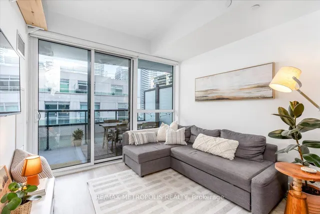 Additional image 9 of 11 Lillian St Unit 808