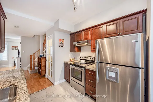 Additional image 6 of 102 Glenashton Dr