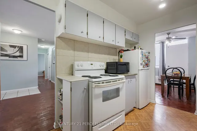 Additional image 27 of 180 Markham Rd Unit 915