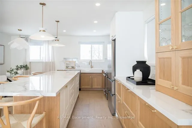 Additional image 9 of 3233 Lansdown Dr