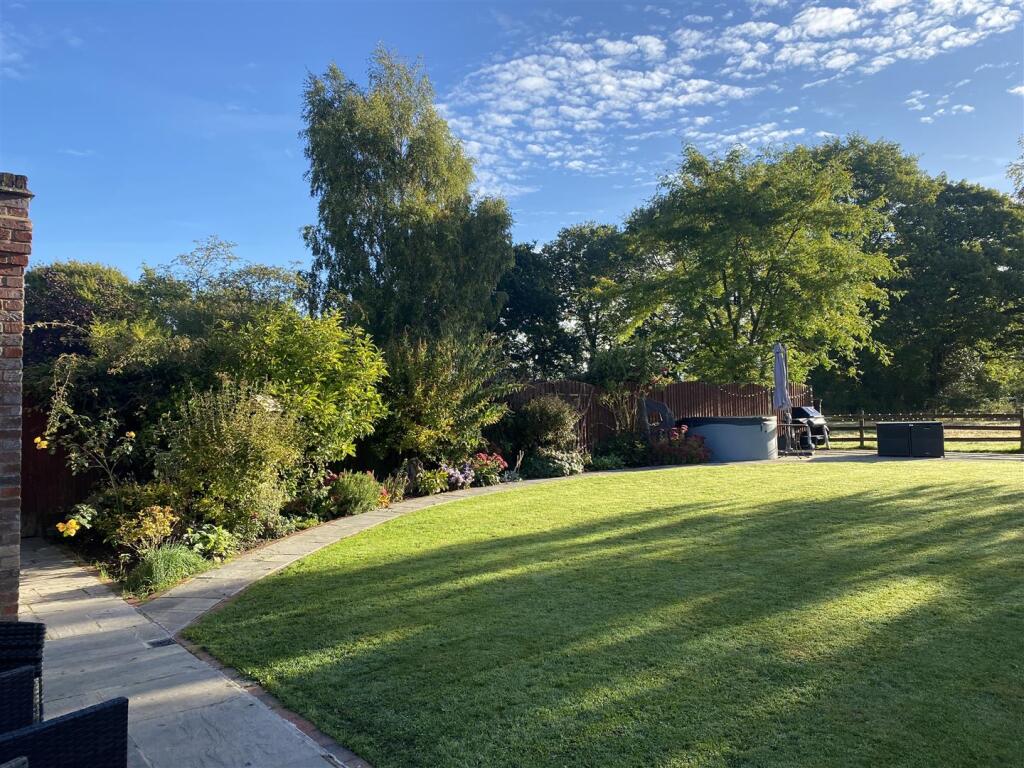 Additional image 2 of Shutt Lane, Earlswood, Solihull