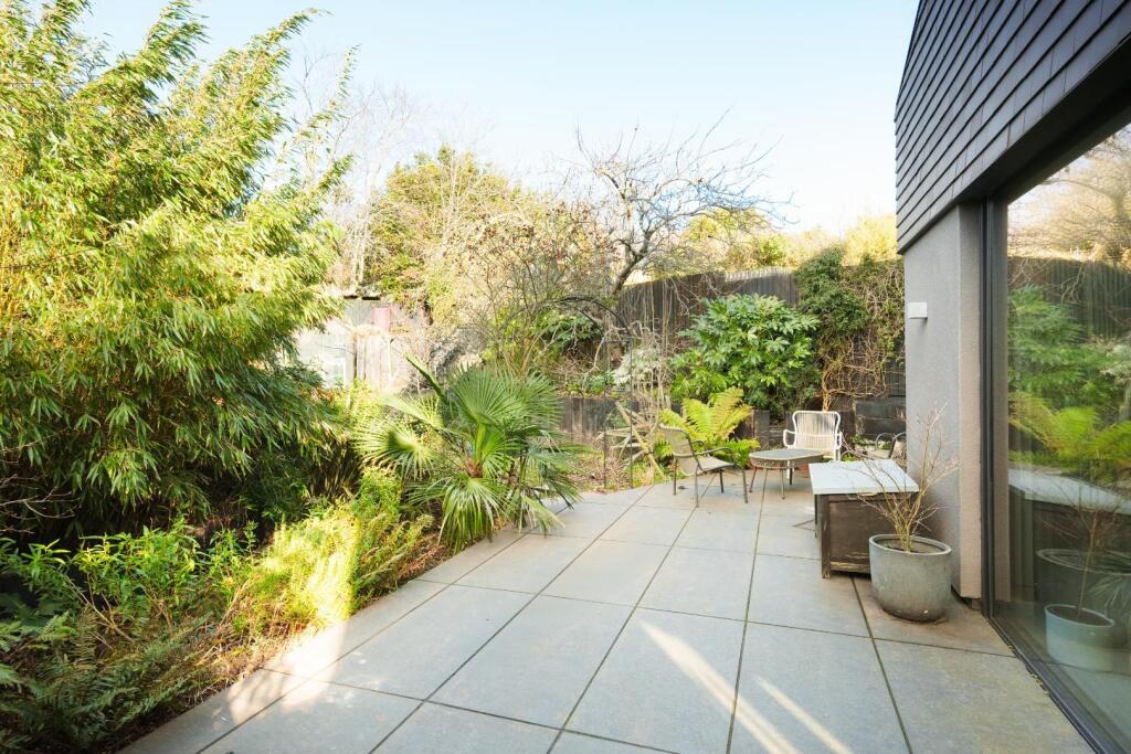 Additional image 38 of Great Brockeridge, Bristol