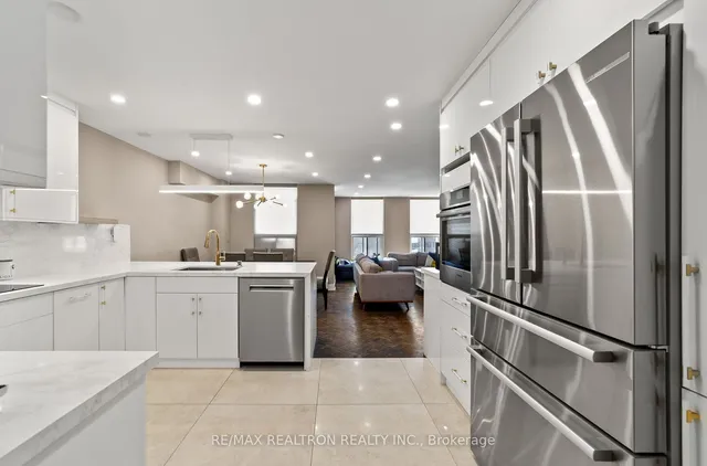 Additional image 20 of 130 Neptune Dr Unit 1501