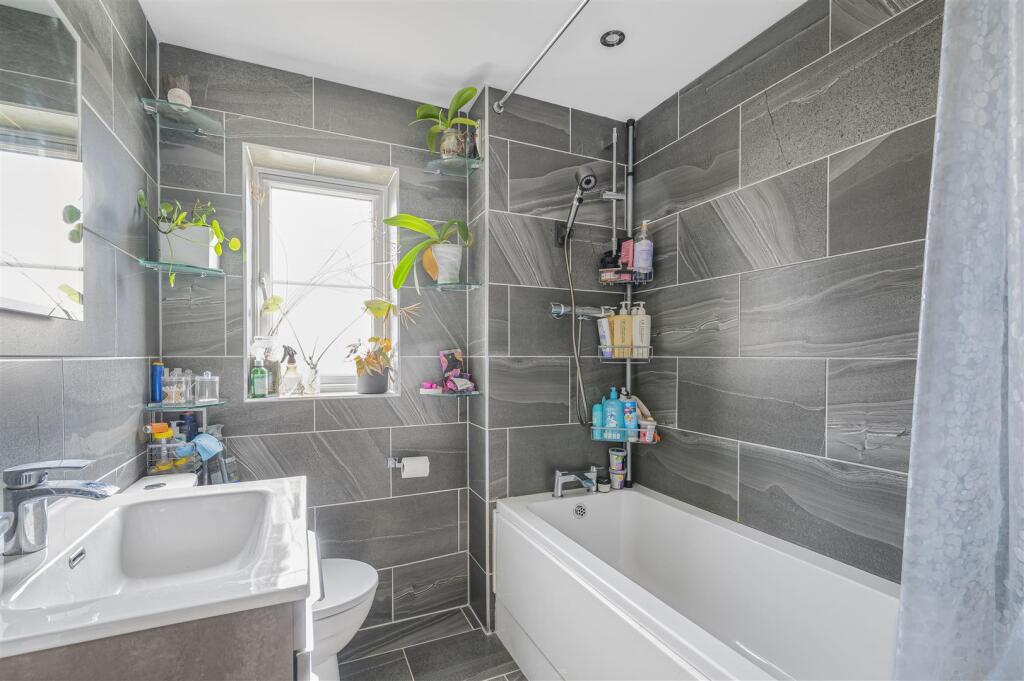 Additional image 6 of Skylark Avenue, Peacehaven