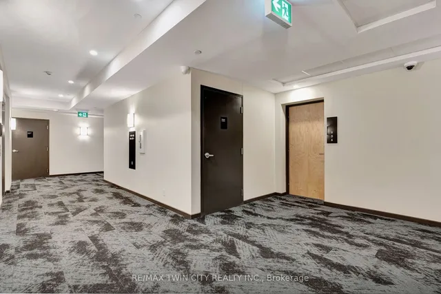 Additional image 8 of 104 Garment St Unit 906