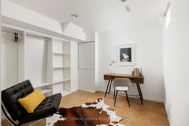 Additional image 39 of 55 Blueking Cres