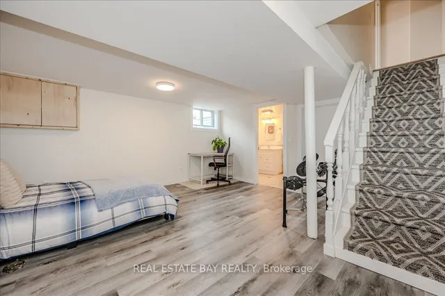 Additional image 16 of 60 Van Stassen Blvd