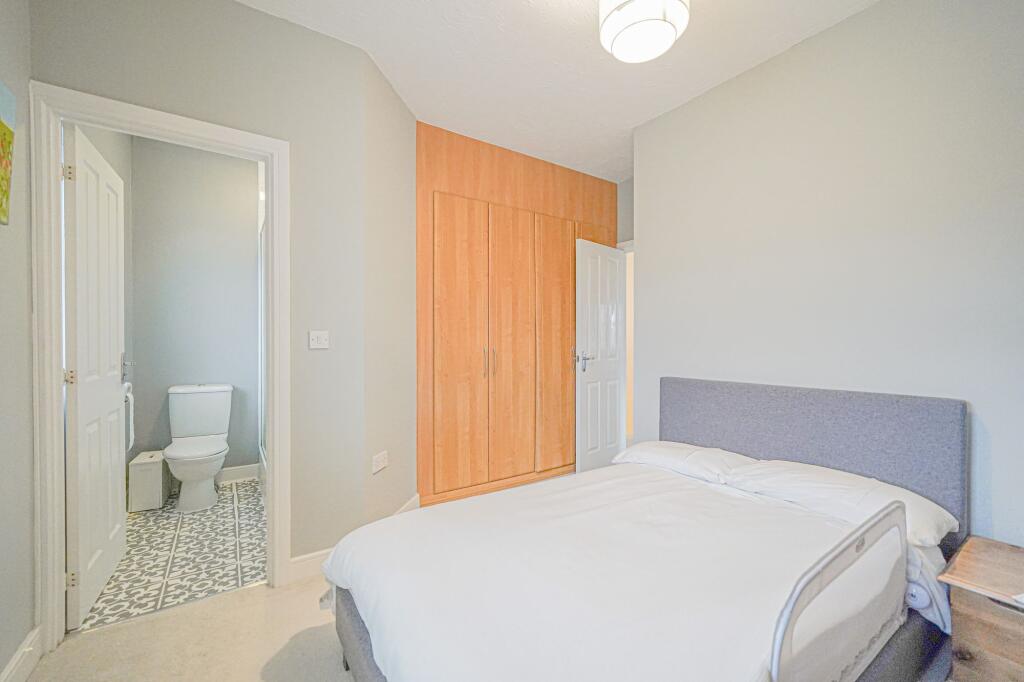 Additional image 14 of Boundary Lane, Shirley, B90