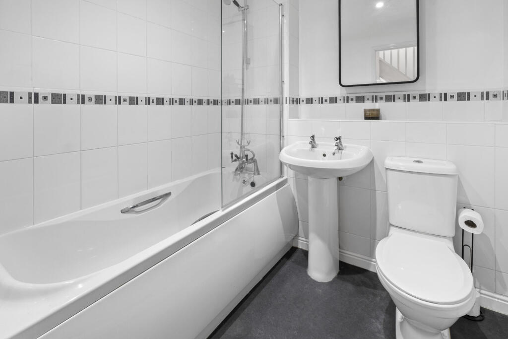 Additional image 20 of Iron Way, Bromsgrove. B60