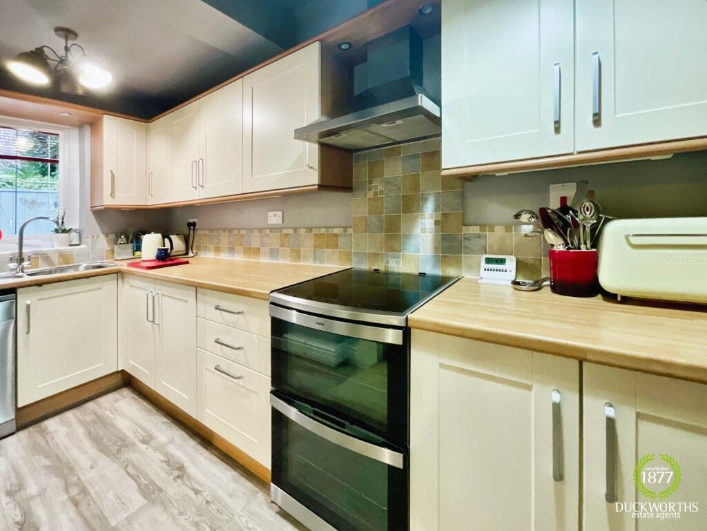 Additional image 11 of Todmorden Road, Burnley, BB11