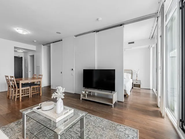 Additional image 7 of 125 Peter St Unit 1604