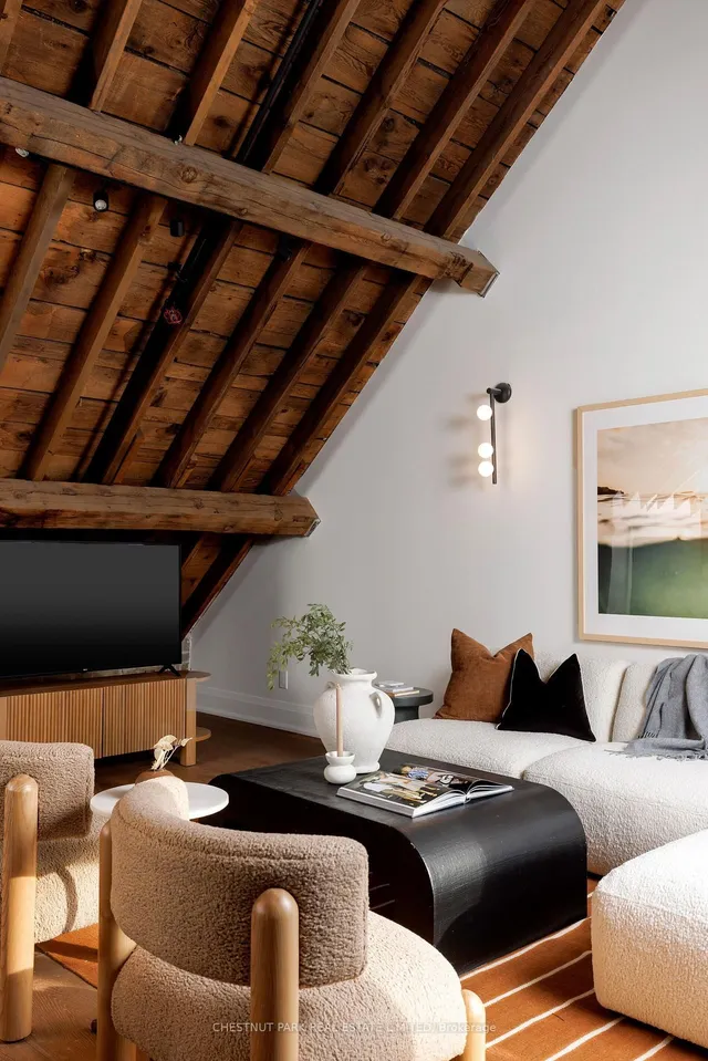 Additional image 9 of 384 Sunnyside Ave Unit 309