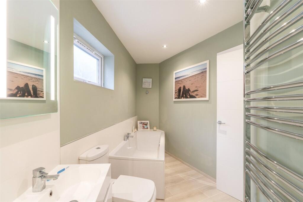 Additional image 10 of Stroud Close, Colehill, Wimborne, Dorset, BH21