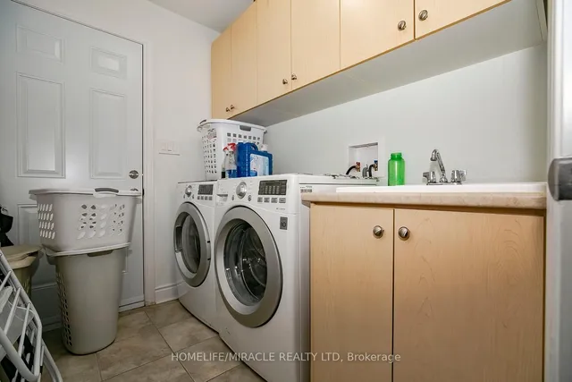 Additional image 18 of 25 Oaklea Blvd