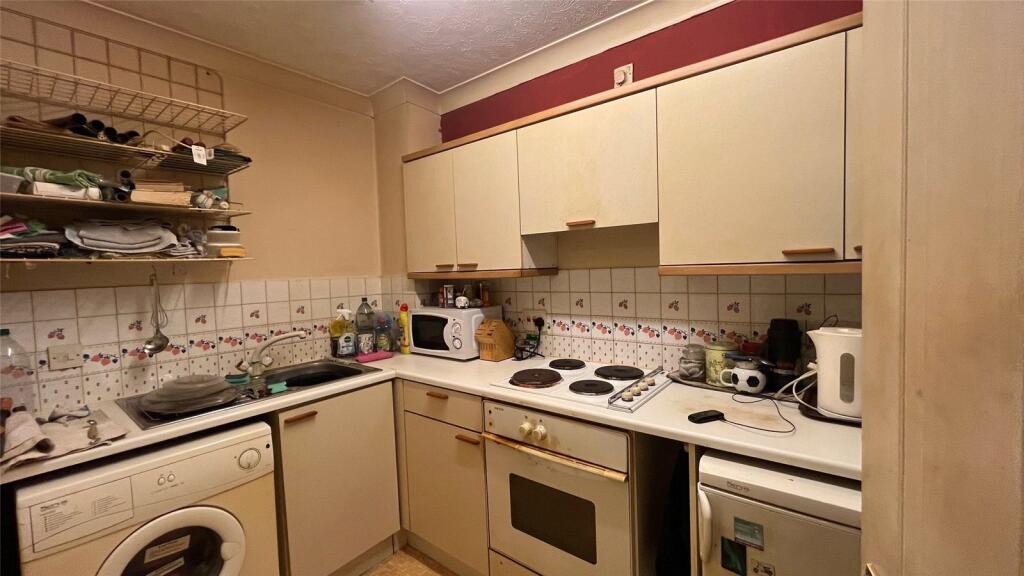 Additional image 3 of Pine Court, Impington, Cambridge, Cambridgeshire, CB24