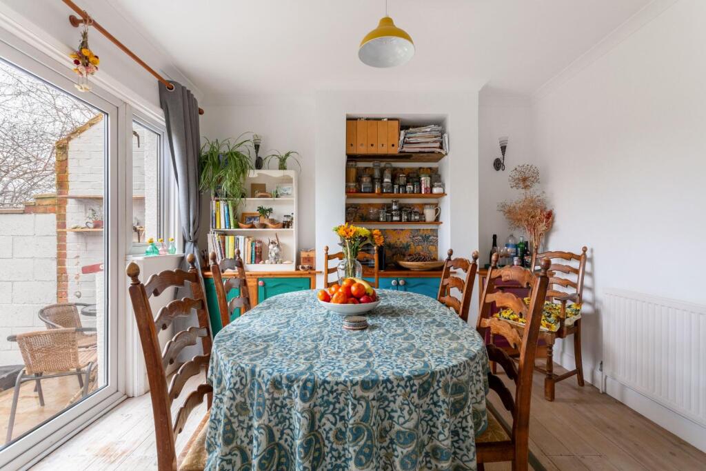 Additional image 9 of Sharpthorne Crescent, Portslade, Brighton