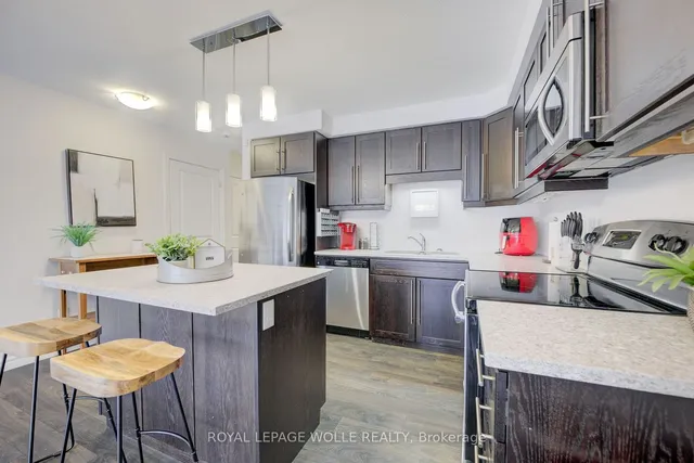 Additional image 19 of 55 Meadowridge St