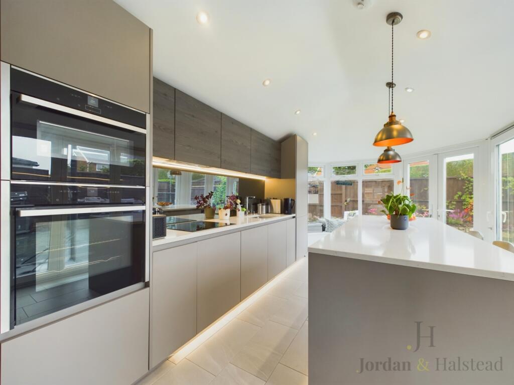 Additional image 20 of Fairholme Close, Saughall, Chester, Cheshire, CH1