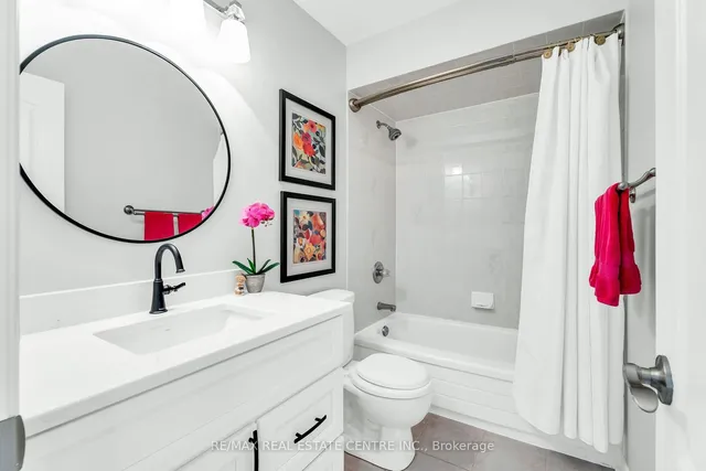 Additional image 38 of 4397 Latimer Cres