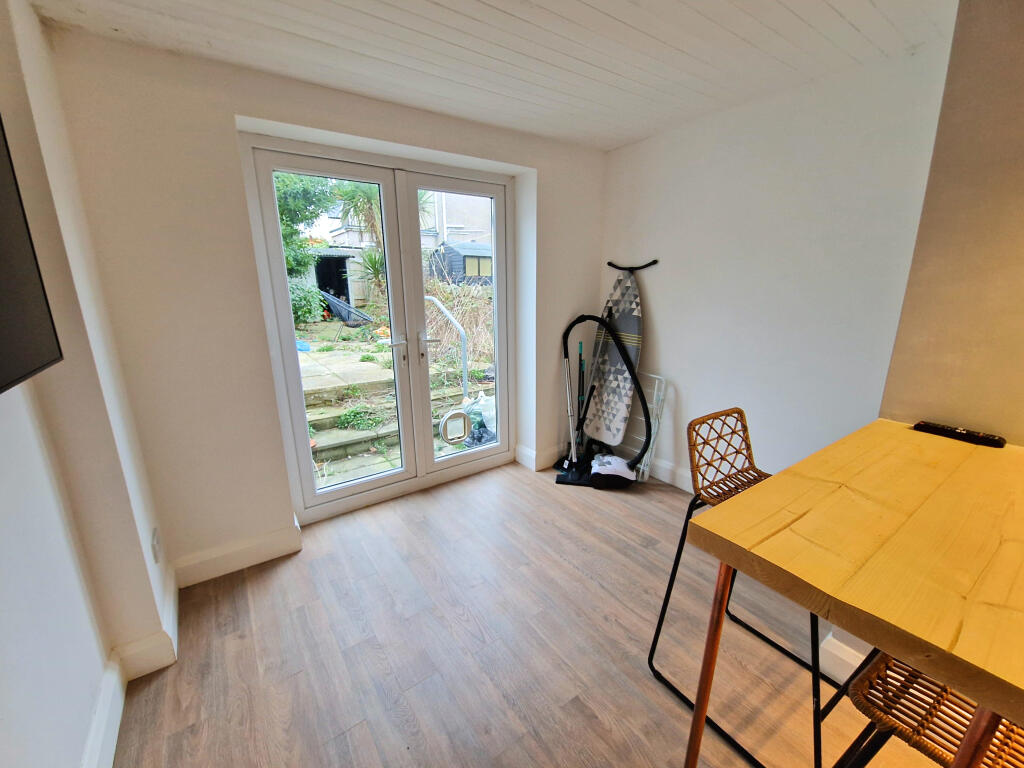 Additional image 6 of SUFFOLK PLACE, PORTHCAWL, CF36 3EB