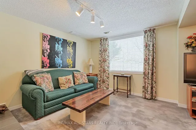 Additional image 35 of 12 Karen Ann Cres