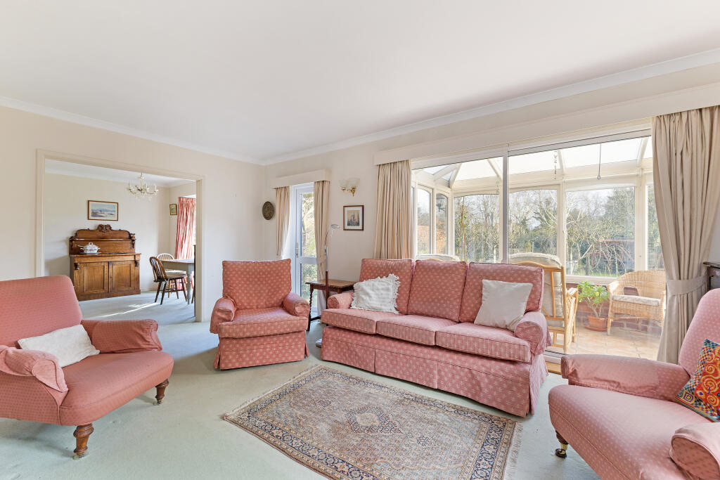 Additional image 11 of Wood End Hill, Harpenden, AL5