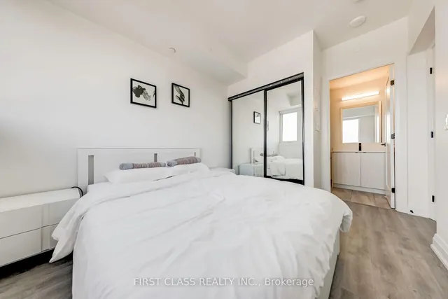 Additional image 14 of 2369 Danforth Ave Unit 904