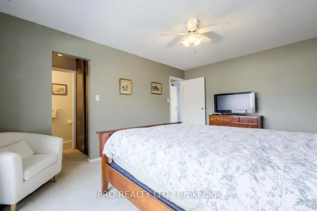 Additional image 22 of 2120 Rathburn Rd Unit 14