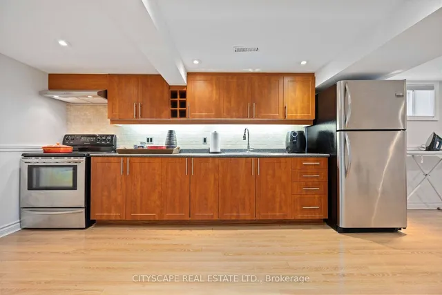 Additional image 28 of 39 Bentworth Ave