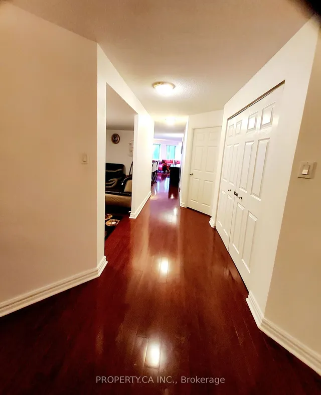 Additional image 5 of 33 University Ave Unit 1109