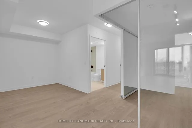 Additional image 11 of 36 Zorra St Unit 522