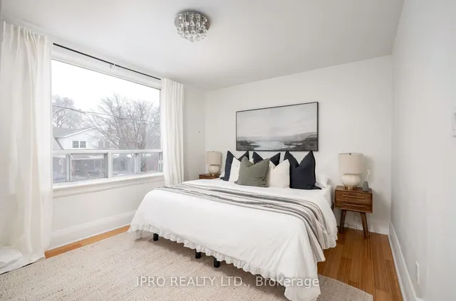 Additional image 30 of 43 Torrens Ave