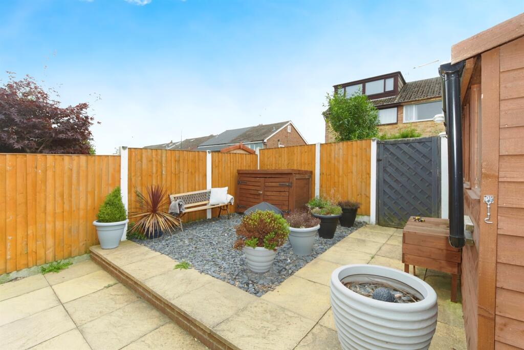 Additional image 15 of Fourlands Crescent, Bradford