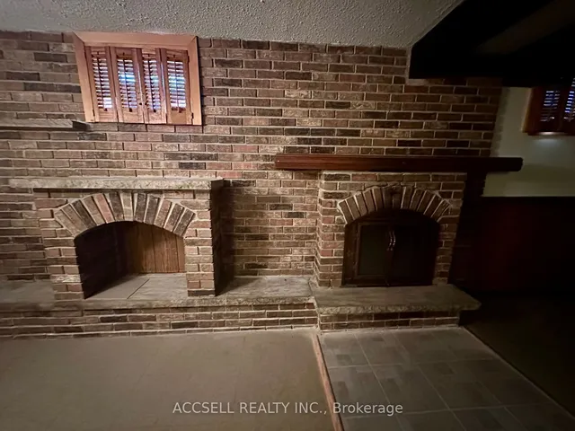 Additional image 14 of 10 Banda Sq