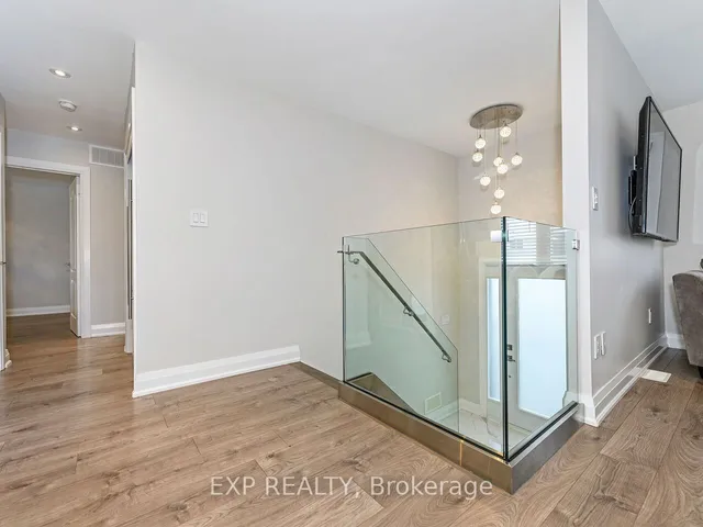 Additional image 6 of 3496 Caplan Cres
