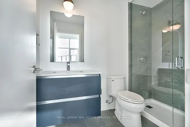 Additional image 13 of 405 Dundas St Unit 101