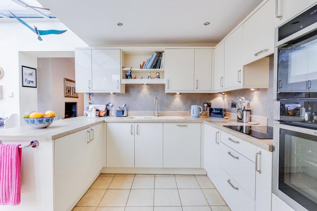 Additional image 13 of Hill Rise, Britway Road, Dinas Powys, The Vale Of Glamorgan CF64 4AF