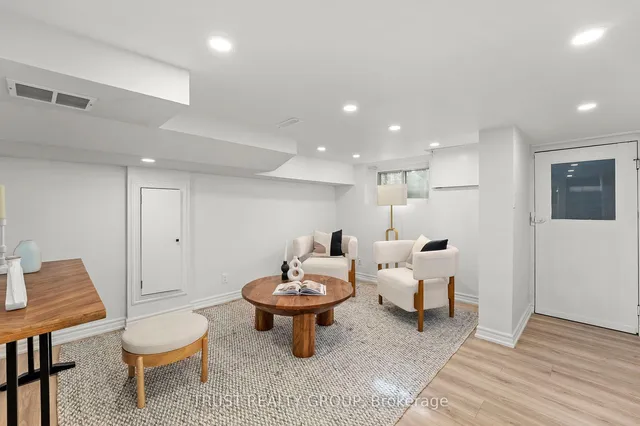 Additional image 16 of 121 Palmerston Ave