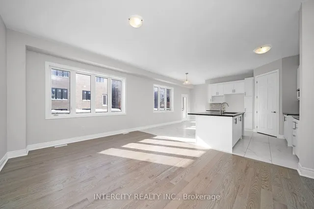 Additional image 6 of 66 Claremont Dr