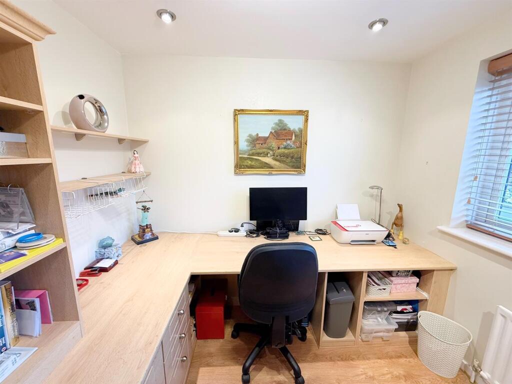 Additional image 23 of Chestnut Close, Streetly, Sutton Coldfield